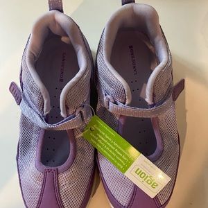 NWT - LANDS END SHOES size 13